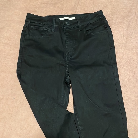 LIKE NEW - Very Black Levi’s Skinny Jeans - size 27 - Picture 3 of 3
